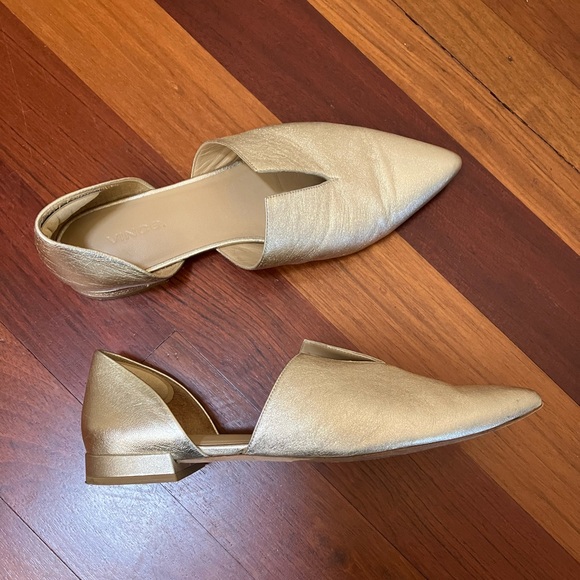 Vince Gold Leather Pointed D’orsay Flats - Picture 5 of 13